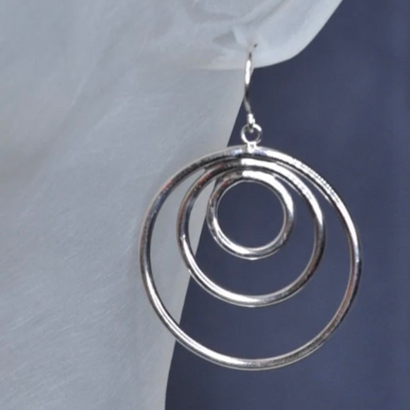 New Handcrafted Silver Surgical Steel Triple Circle Dangling Hoop Earrings - Picture 1 of 4